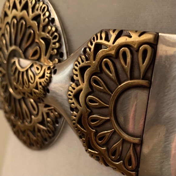 CHICO’s Leather Medallion Belt Black Silver SM - Picture 4 of 6